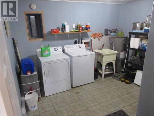 580 Main Street, Bishop'S Falls, NL - Indoor Photo Showing Laundry Room