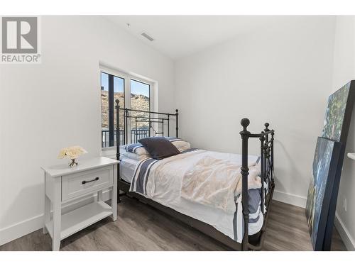 700 Vista Park Unit# 733, Penticton, BC - Indoor Photo Showing Bedroom