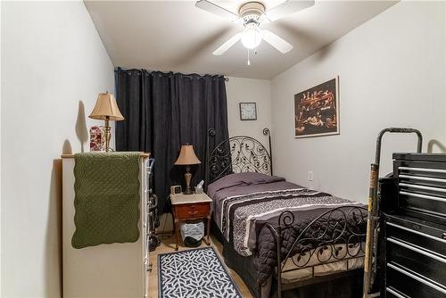 275 Dunsmure Road, Hamilton, ON - Indoor Photo Showing Bedroom