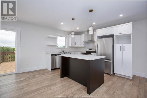 125 Ashland Cres, Riverview, NB - Indoor Photo Showing Kitchen With Upgraded Kitchen