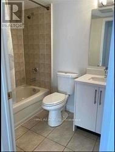 294 - 4975 Southhampton Drive, Mississauga, ON - Indoor Photo Showing Bathroom