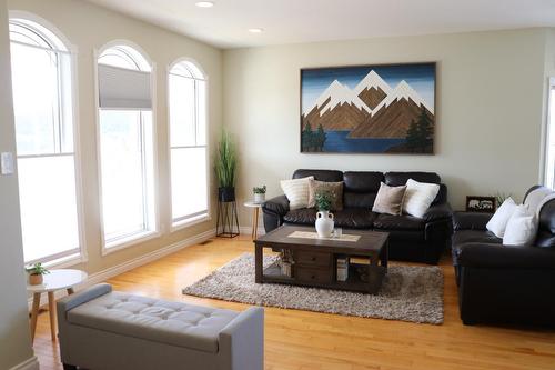 114 16Th Street S, Cranbrook, BC - Indoor Photo Showing Other Room