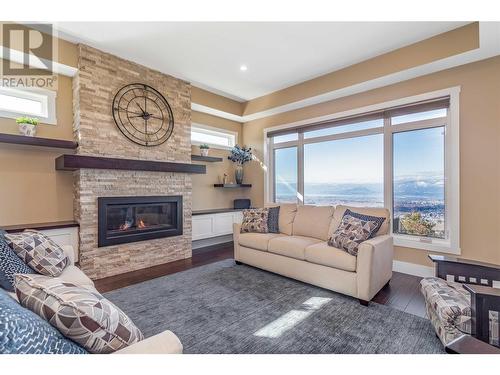 1356 Mine Hill Drive, Kelowna, BC - Indoor Photo Showing Living Room With Fireplace