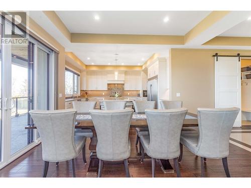 1356 Mine Hill Drive, Kelowna, BC - Indoor Photo Showing Dining Room