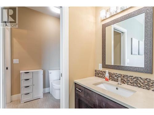 1356 Mine Hill Drive, Kelowna, BC - Indoor Photo Showing Bathroom
