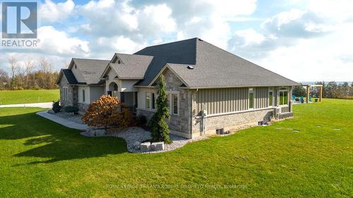 5084 Talbot Tr, Chatham-Kent, ON - Outdoor