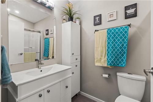 502 Robinson Avenue, Selkirk, MB - Indoor Photo Showing Bathroom