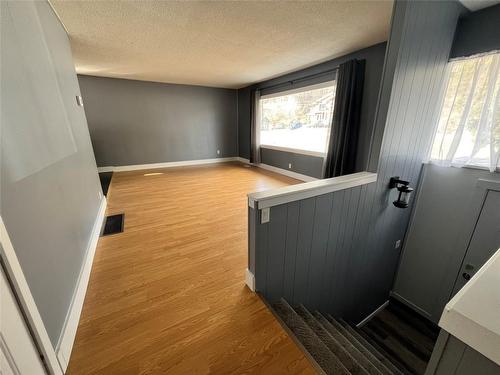 308 Angela Avenue, Princeton, BC - Indoor Photo Showing Other Room