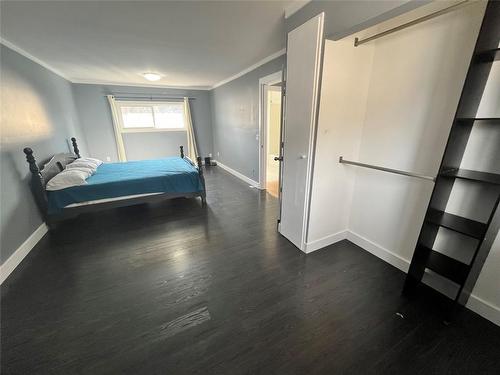 308 Angela Avenue, Princeton, BC - Indoor Photo Showing Bedroom