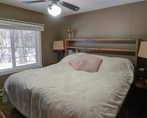 12 Wilkinson Road, Enderby, BC - Indoor Photo Showing Bedroom