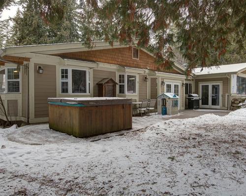 12 Wilkinson Road, Enderby, BC - Outdoor