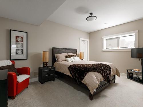 1-1836 Tower Ranch Boulevard, Kelowna, BC - Indoor Photo Showing Bedroom