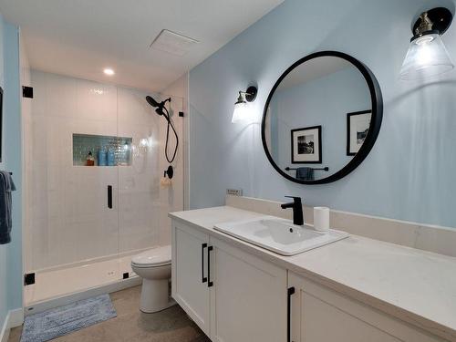 2-935 Borden Avenue, Kelowna, BC - Indoor Photo Showing Bathroom