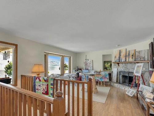 5612 Beach Avenue, Peachland, BC - Indoor With Fireplace