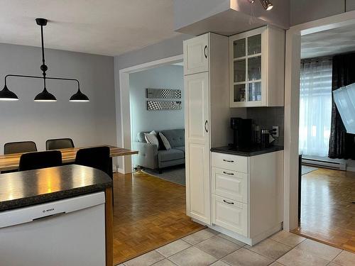 Vue d'ensemble - 204 Rue Canadienne, Val-D'Or, QC - Indoor Photo Showing Kitchen
