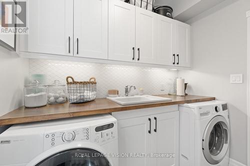 53 Ellery Drive, Richmond Hill, ON - Indoor Photo Showing Laundry Room