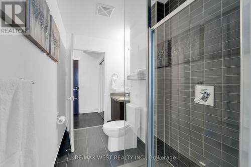 #703 -2916 Highway 7 Rd, Vaughan, ON - Indoor Photo Showing Bathroom