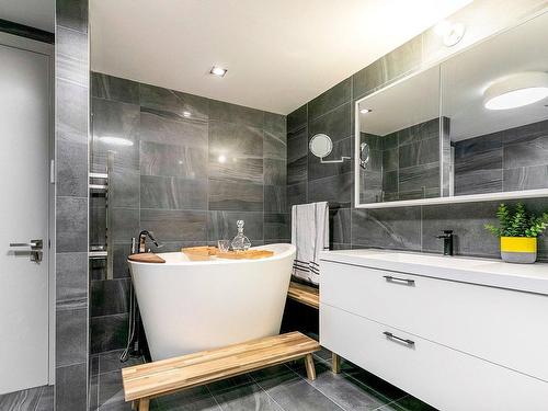 Salle de bains - 504-1458 Rue Des Bassins, Montréal (Le Sud-Ouest), QC - Indoor Photo Showing Bathroom