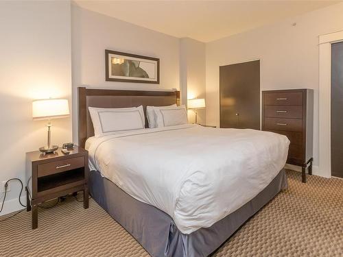 A216(Sept)-810 Humboldt St, Victoria, BC - Indoor Photo Showing Bedroom