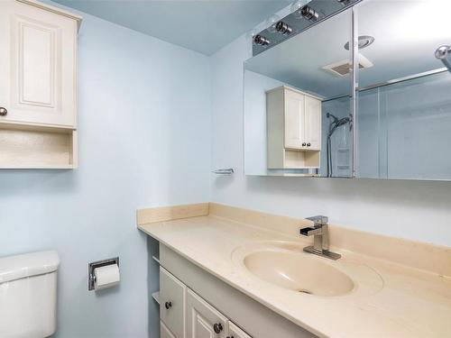 1601-647 Michigan St, Victoria, BC - Indoor Photo Showing Bathroom