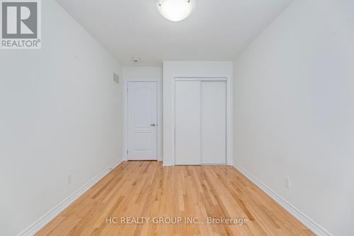 385 Athabasca Common, Oakville, ON - Indoor Photo Showing Other Room