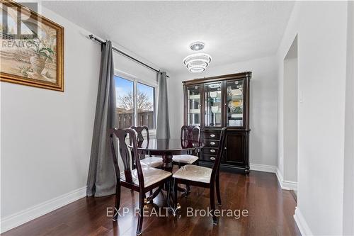 191 Queen Victoria Dr, Hamilton, ON - Indoor Photo Showing Dining Room