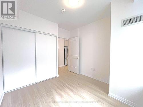 815 - 50 Dunfield Avenue, Toronto, ON - Indoor Photo Showing Other Room