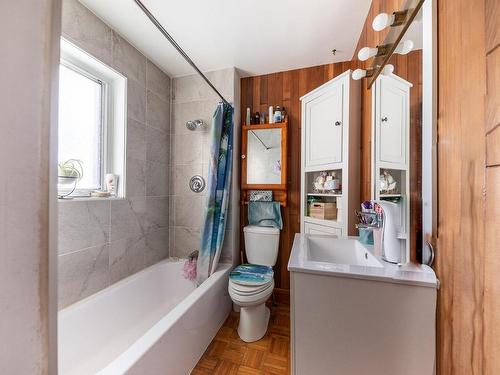 Bathroom - 692  - 698 Rue St-Jacques, Saint-Jean-Sur-Richelieu, QC - Indoor Photo Showing Bathroom