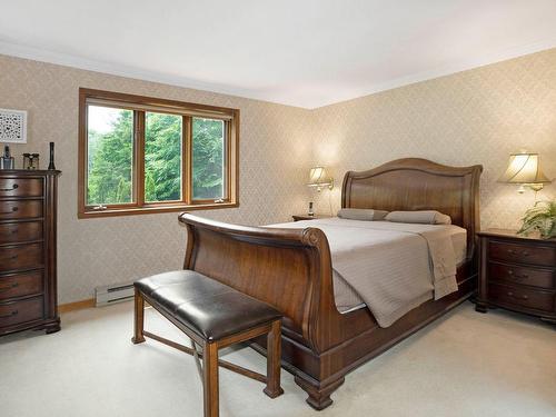 Master bedroom - 101 Ch. Deer Hill, Rigaud, QC - Indoor Photo Showing Bedroom