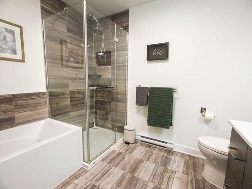 Salle de bains - 302-160 Boul. Pincourt, Pincourt, QC - Indoor Photo Showing Bathroom