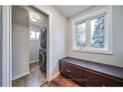 83 Sherwood Rd E, Ajax, ON - Indoor Photo Showing Laundry Room