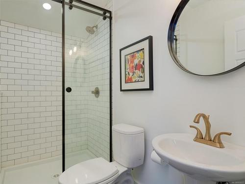 222 Dallas Rd, Victoria, BC - Indoor Photo Showing Bathroom
