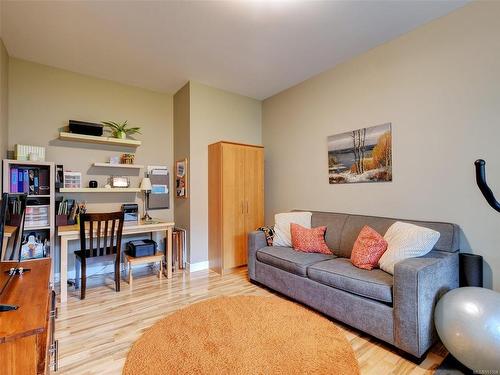 3425 Hopwood Pl, Colwood, BC - Indoor Photo Showing Living Room