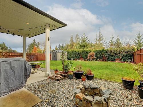 3425 Hopwood Pl, Colwood, BC - Outdoor With Backyard
