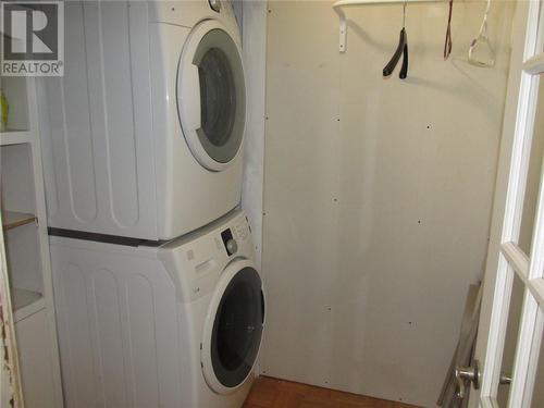 7 Ferguson Road, Elliot Lake, ON - Indoor Photo Showing Laundry Room