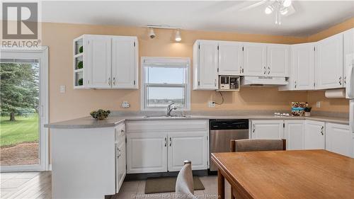 1028 Cocagne Sud, Dundas, NB - Indoor Photo Showing Kitchen With Double Sink