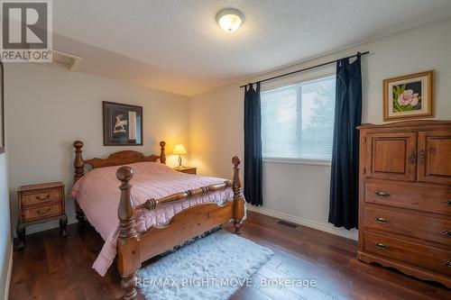 4005 Martindale Cres, Severn, ON - Indoor Photo Showing Other Room