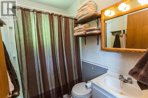6064 Norcam Ct|Jocelyn Township, St. Joseph Island, ON - Indoor Photo Showing Bathroom