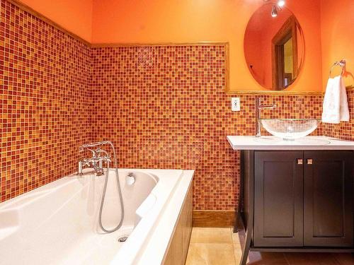 Bathroom - 3488 Av. Harvard, Montréal (Côte-Des-Neiges/Notre-Dame-De-Grâce), QC - Indoor Photo Showing Bathroom