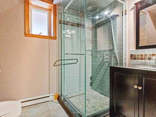 Bathroom - 3488 Av. Harvard, Montréal (Côte-Des-Neiges/Notre-Dame-De-Grâce), QC - Indoor Photo Showing Bathroom