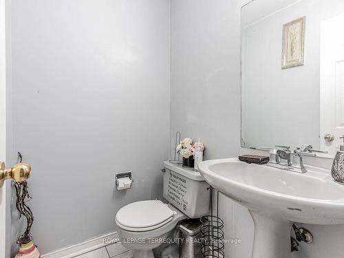 7 Appenine Crt, Brampton, ON - Indoor Photo Showing Bathroom