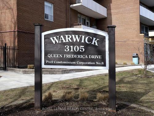 304-3105 Queen Frederica Dr, Mississauga, ON - Outdoor With Balcony With Exterior