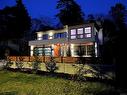 302 Beaumont Ave, View Royal, BC  - Outdoor 