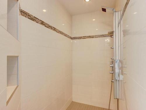 Bathroom - 453 Av. De Venise O., Venise-En-Québec, QC - Indoor Photo Showing Bathroom