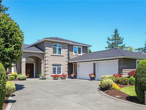 1327 Point Mercer Dr, French Creek, BC - Outdoor With Facade
