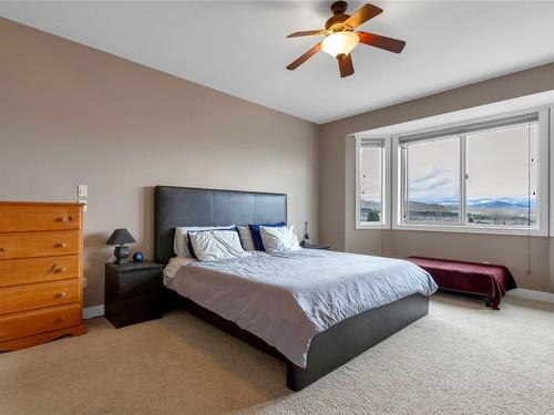1008 Mt. Begbie Drive, Vernon, BC - Indoor Photo Showing Bedroom