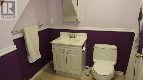 206 Ottawa Ave, Elliot Lake, ON - Indoor Photo Showing Bathroom