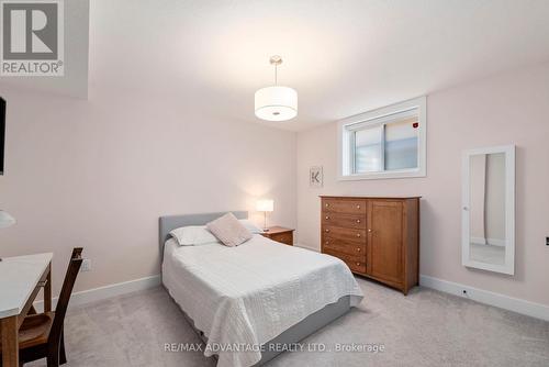4134 Campbell St N, London, ON - Indoor Photo Showing Bedroom