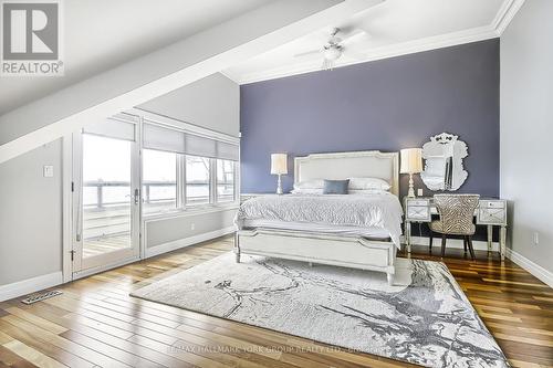 777 Lakelands Ave, Innisfil, ON - Indoor Photo Showing Bedroom