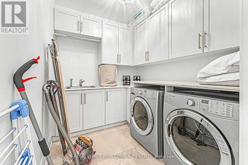 49 Lavender Valley Rd, King, ON - Indoor Photo Showing Laundry Room